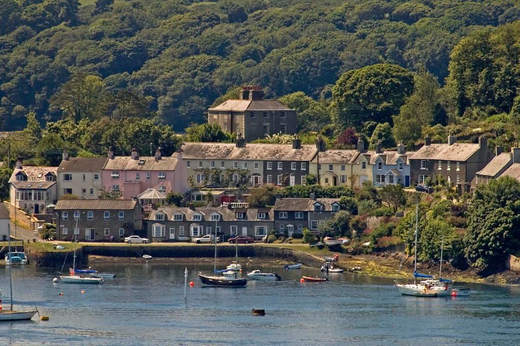 The Castle Apartment Strangford Extérieur photo